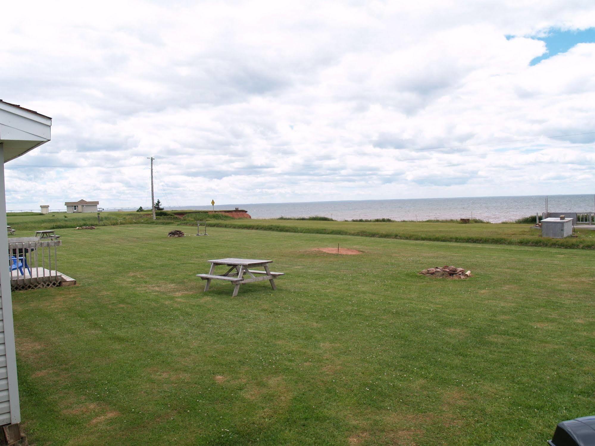 Cottages On Pei-Oceanfront Bedeque Eksteriør billede